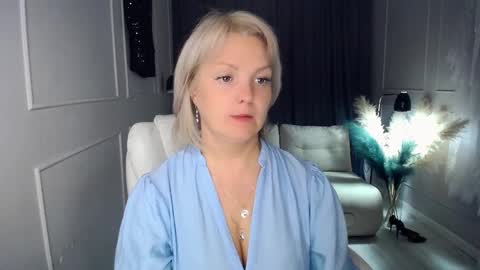 emmmam online show from September 13, 2025, 9:14 pm