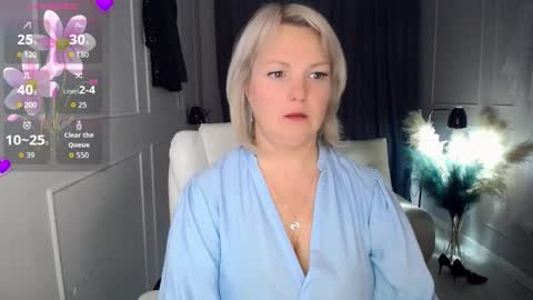 emmmam online show from October 13, 2025, 12:27 pm