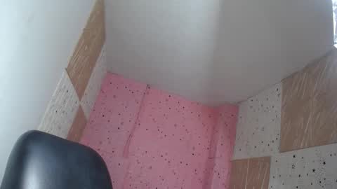 Snapshot of emmy_durant chatting on November 5, 2025, 8:20 pm emmy_durant online show from November 5, 2025, 8:20 pm