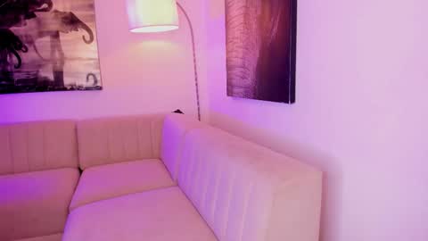 Emmy Heart online show from February 17, 2026, 3:36 am