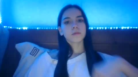 emmy_huff online show from December 10, 2024, 1:33 pm