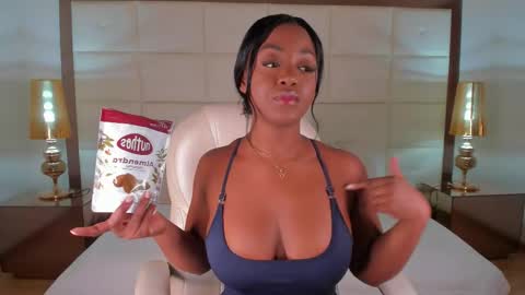 emmy_jacksson online show from October 23, 2025, 4:17 pm