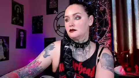 Snapshot of emmybrightj_ chatting on May 25, 2026, 2:06 am Emmy Bright 50 online show from May 25, 2026, 2:06 am