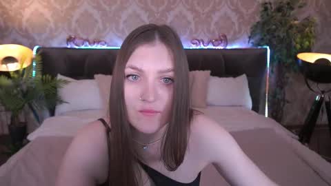 Snapshot of emmycharm chatting on February 25, 2025, 6:47 am E M M Y online show from February 25, 2025, 6:47 am