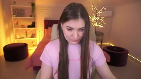 E M M Y online show from April 21, 2026, 5:58 am