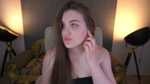 Snapshot of emmycharm chatting on May 28, 2026, 5:38 am E M M Y online show from May 28, 2026, 5:38 am