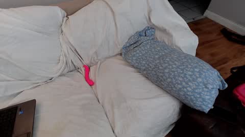 EmoDream1998 online show from January 23, 2025, 3:05 am