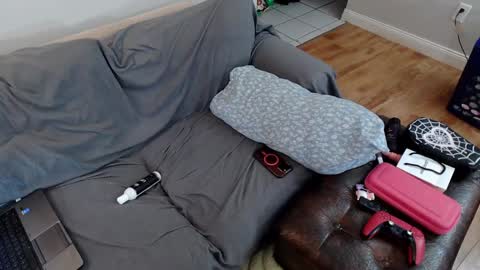 EmoDream1998 online show from February 8, 2025, 3:21 pm