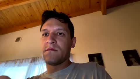 EMO online show from November 2, 2025, 11:45 am