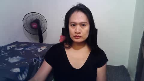 Snapshot of emoterah123smile chatting on February 12, 2025, 11:40 am Emotera online show from February 12, 2025, 11:40 am