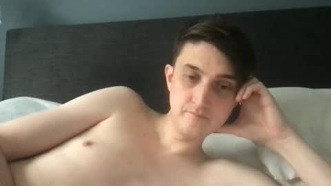 emotionalmotionsickness online show from October 21, 2025, 2:01 am