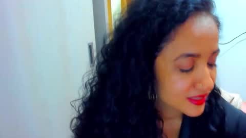 emperatriztapia online show from March 24, 2026, 1:32 am