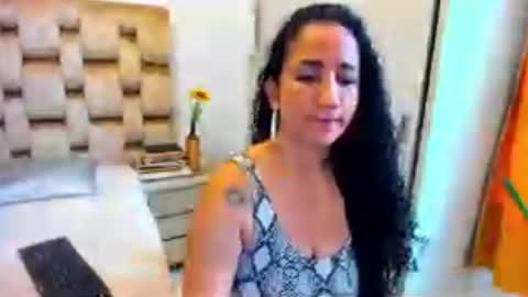 Snapshot of emperatriztapia chatting on July 8, 2026, 9:30 pm emperatriztapia online show from July 8, 2026, 9:30 pm