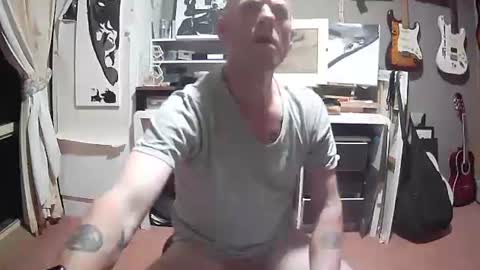 Snapshot of empirikal1 chatting on November 30, 2025, 5:17 pm empirikal1 online show from November 30, 2025, 5:17 pm