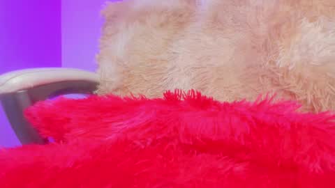 Emy online show from January 25, 2025, 11:34 am