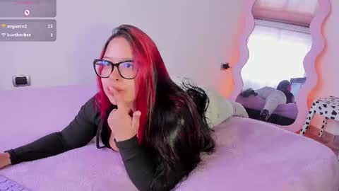Snapshot of emy_xdy chatting on July 21, 2026, 7:49 pm Im Emily would you like to help me reach 100 online show from July 21, 2026, 7:49 pm