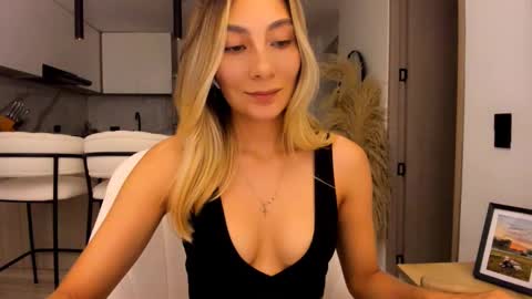 emyconneer online show from January 21, 2025, 11:55 pm