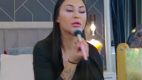  Emy  online show from February 4, 2026, 6:19 am