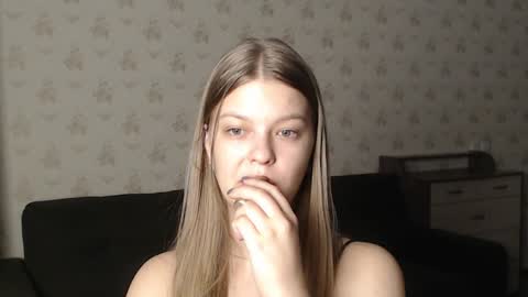 EmySway online show from December 28, 2024, 11:19 am