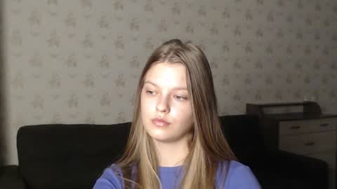 EmySway online show from December 30, 2024, 1:47 pm