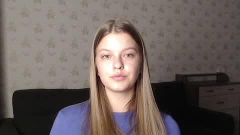 EmySway online show from December 30, 2024, 4:51 pm