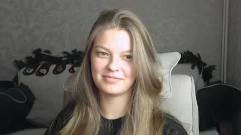 EmySway online show from January 28, 2025, 1:38 pm