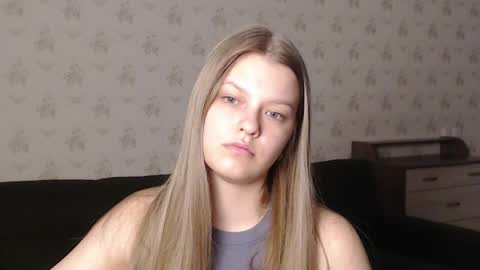 EmySway online show from February 23, 2025, 9:05 pm