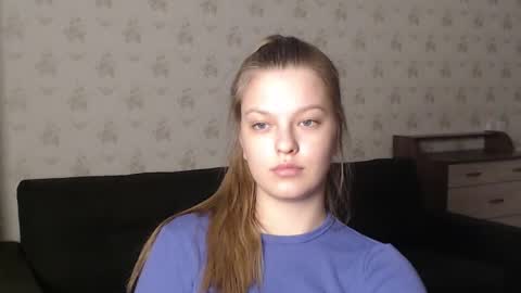 EmySway online show from February 24, 2025, 5:42 pm