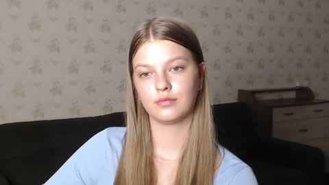 EmySway online show from March 11, 2025, 8:20 pm