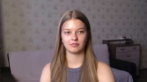 EmySway online show from November 7, 2025, 7:52 am