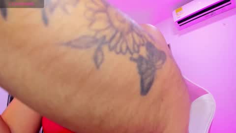 Snapshot of emysweett11 chatting on February 25, 2025, 3:49 pm emy online show from February 25, 2025, 3:49 pm