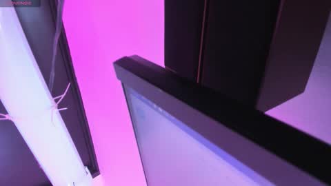 emy online show from December 3, 2025, 12:47 pm