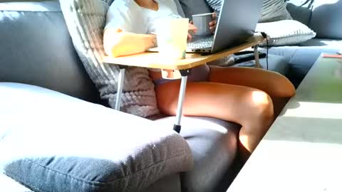 Snapshot of emyxxl chatting on August 7, 2026, 1:24 pm emyxxl online show from August 7, 2026, 1:24 pm