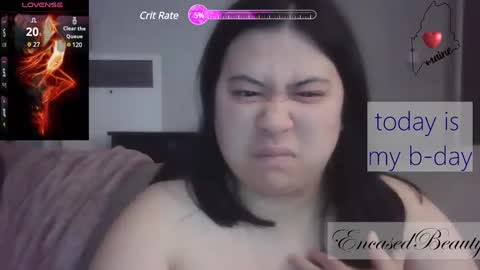 Ela online show from December 10, 2024, 6:49 pm