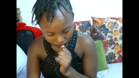 Vee online show from May 23, 2026, 7:07 pm