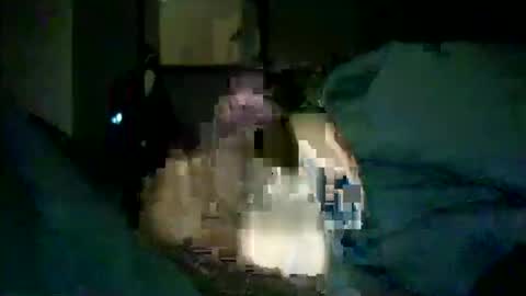 encormoi online show from November 23, 2025, 8:03 am