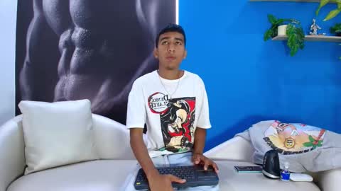 Ender online show from September 30, 2025, 2:33 pm