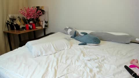 Vi online show from February 1, 2025, 2:24 pm