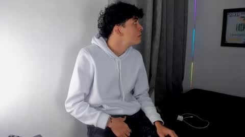 Salo online show from April 17, 2026, 11:02 am