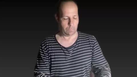 ENG SPA online show from April 1, 2026, 5:41 am