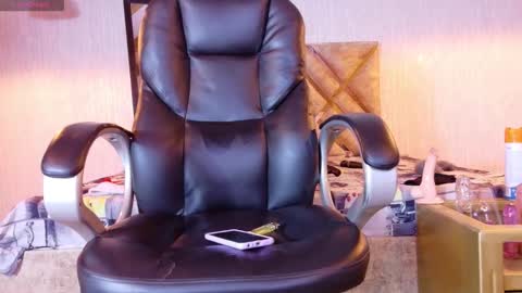 Engel online show from December 16, 2025, 12:10 pm