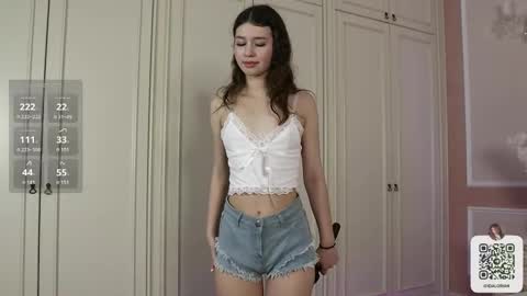 Sofia online show from March 7, 2025, 10:32 pm