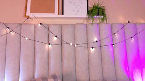  E N G E L  online show from November 12, 2025, 7:57 pm