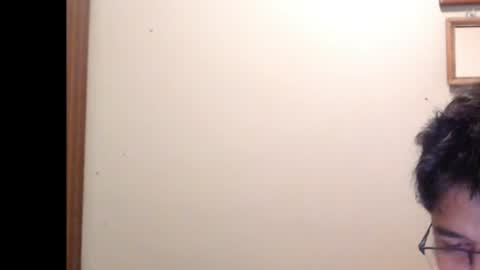 Snapshot of engineer_model_2022 chatting on August 7, 2026, 5:42 am engineer_model_2022 online show from August 7, 2026, 5:42 am