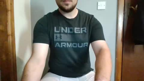 english_lad699 online show from October 28, 2025, 3:04 pm