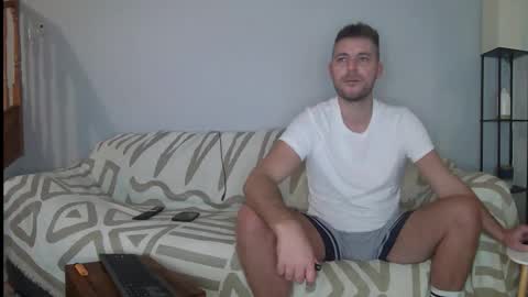 Snapshot of englishladxxx chatting on October 12, 2025, 11:37 pm Englishladxxx online show from October 12, 2025, 11:37 pm