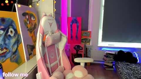 Snapshot of enigmastella chatting on January 10, 2026, 11:01 am enigmastella online show from January 10, 2026, 11:01 am