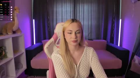 Snapshot of enjoyment_place chatting on May 6, 2026, 12:54 pm Maria and James online show from May 6, 2026, 12:54 pm