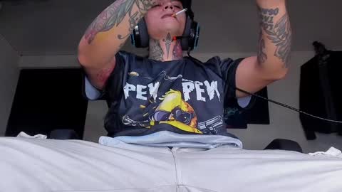 Snapshot of enjoymycock99 chatting on December 19, 2024, 6:23 pm enjoymycock99 online show from December 19, 2024, 6:23 pm