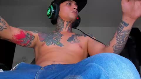 Snapshot of enjoymycock99 chatting on February 11, 2025, 12:48 pm enjoymycock99 online show from February 11, 2025, 12:48 pm